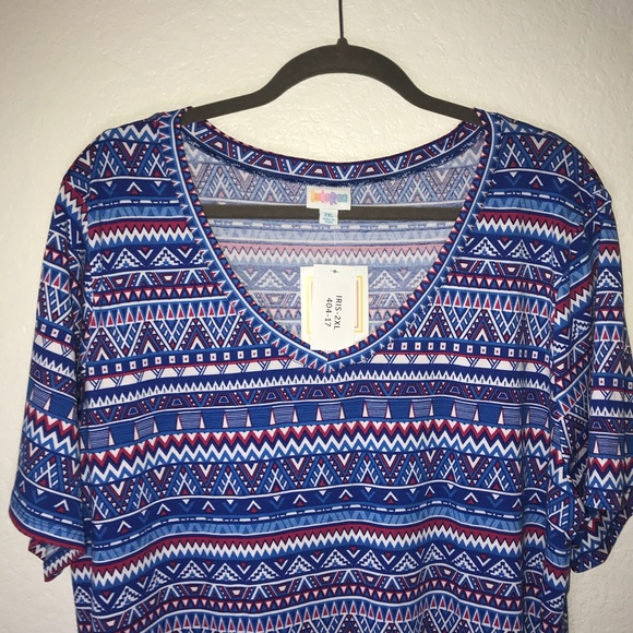 LuLaRoe Iris Tee - Picture 4 of 7